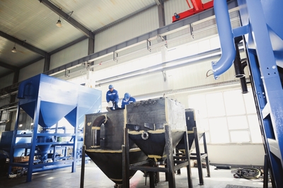 忙生產(chǎn) 趕訂單